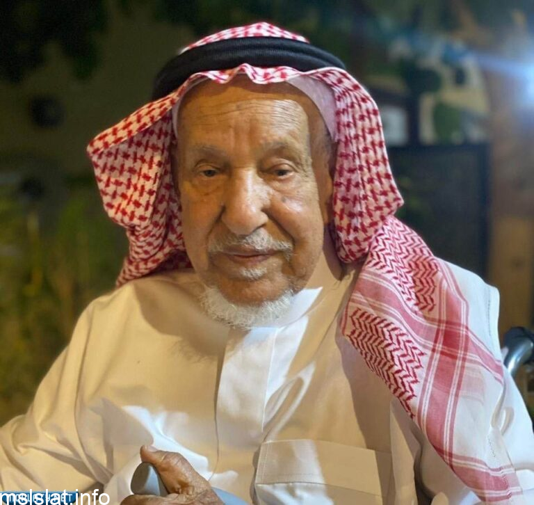 لحظة وفاة الشيخ سليمان النزاوي