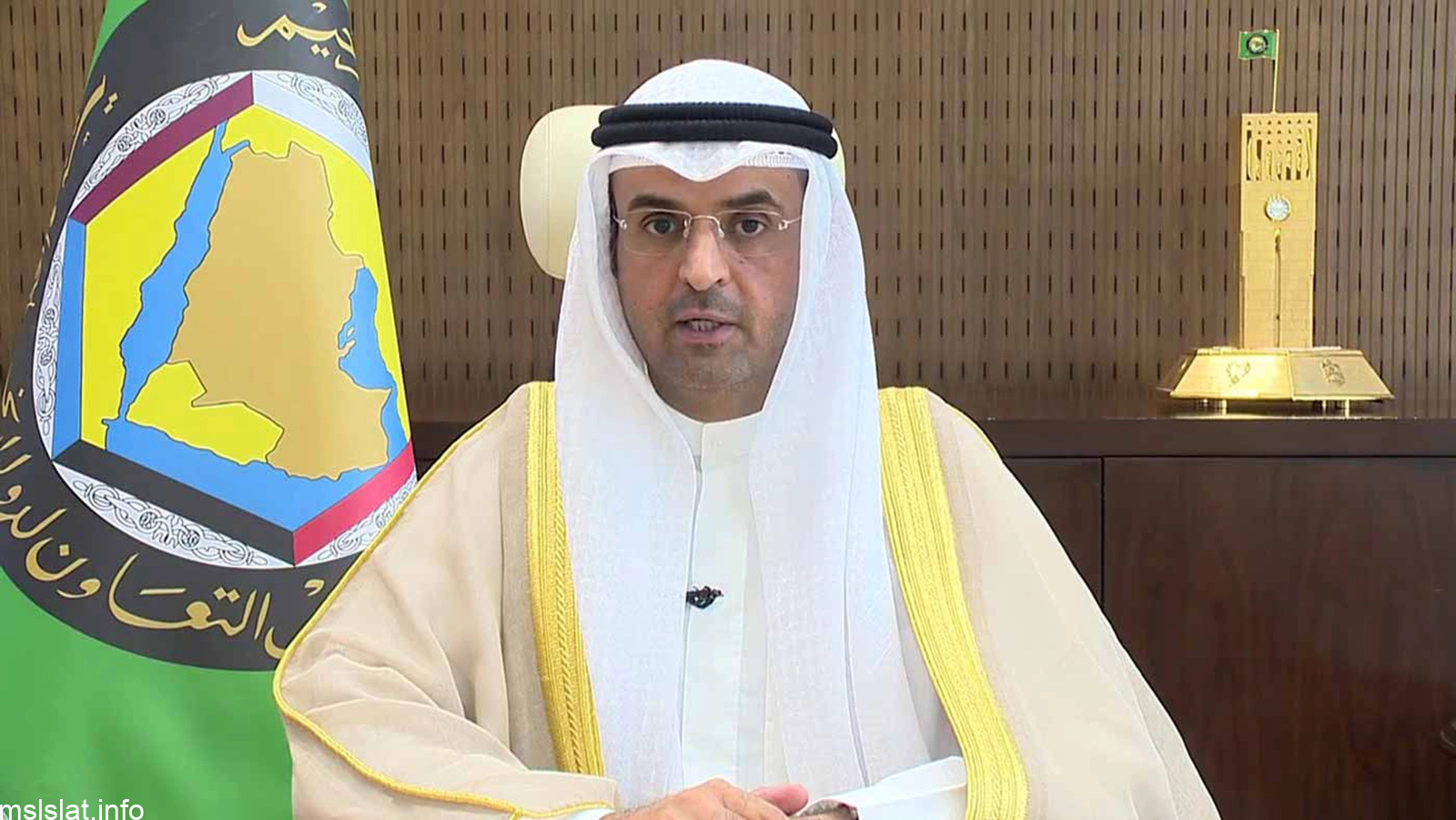 سبب اعفاء الحجرف امين عام مجلس التعاون نايف الحجرف