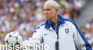 من اول شخص فاز في كأس العالم كلاعب ثم كمدرب
