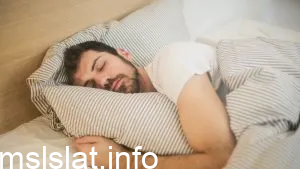 ما هو تفسير حلم اخي يجامعني من الخلف