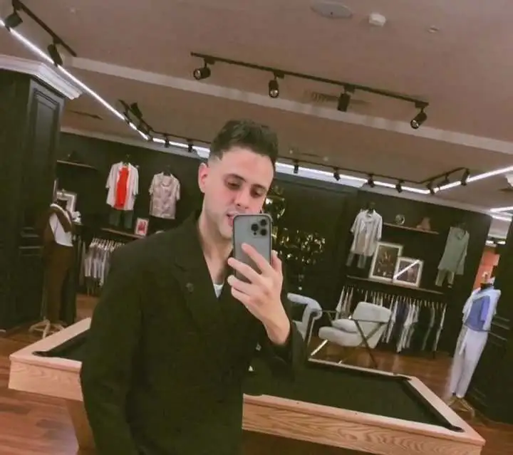 كل ما تريد معرفته عن مصمم الازياء اسلام سعد