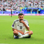 ما هو مرض أيمن حسين اللاعب العراقي؟ إليك تفاصيل حالته الصحية