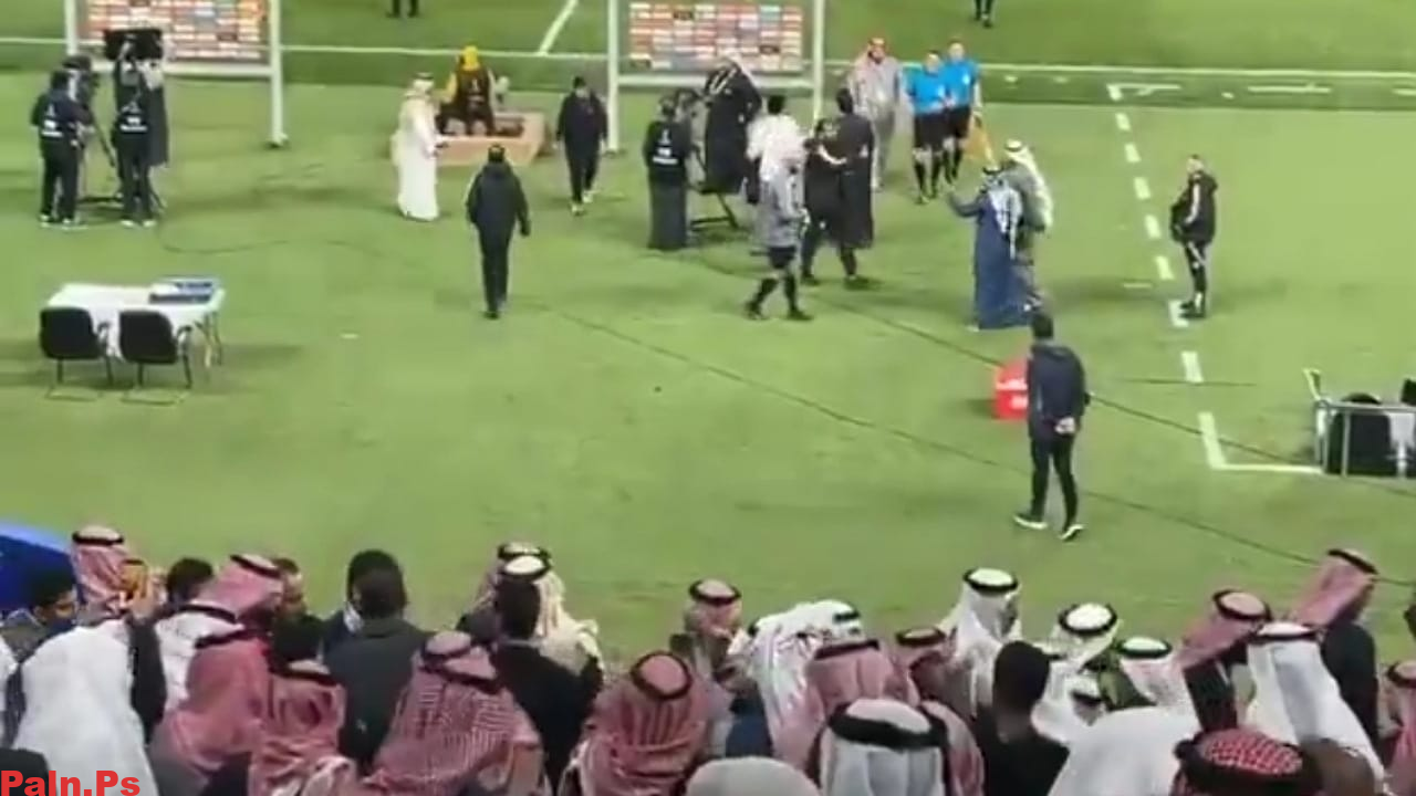 المسحل يرفض مصافحة يونس