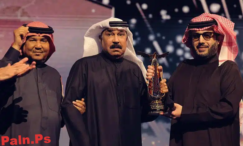 مرض عبد الله الرويشد: تفاصيل الوعكة الصحية وظهوره بالكرسي المتحرك
