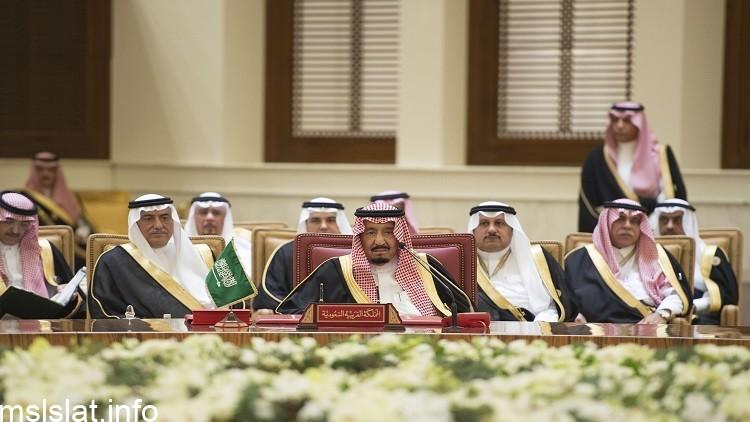 الملك سلمان يدعو إلى حل سياسي في سوريا